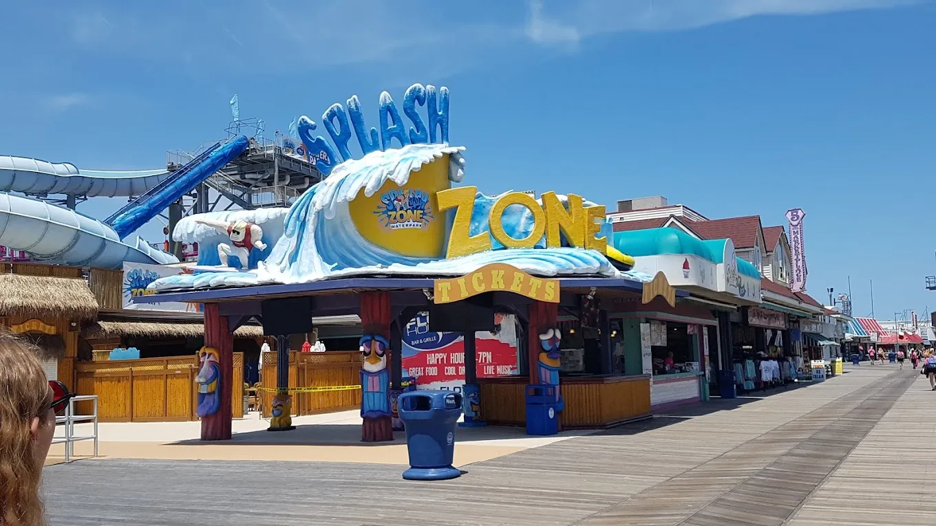 Splash Zone Waterpark